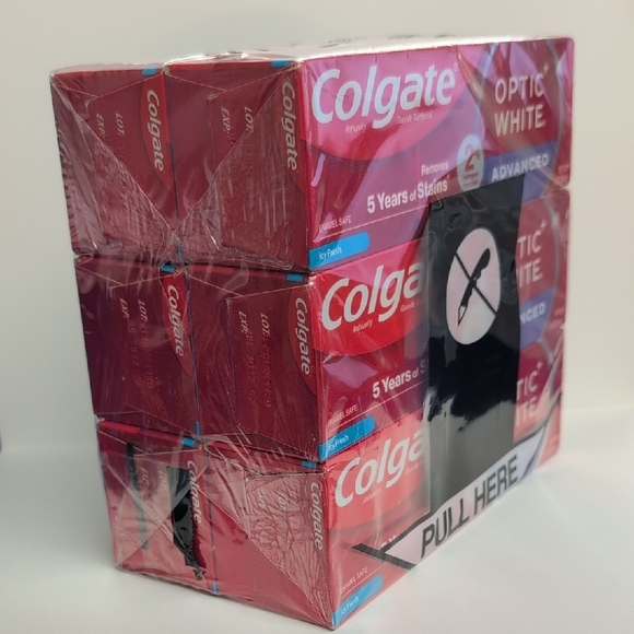 Colgate Optic White Advanced Toothpaste - Red - Picture 2 of 4